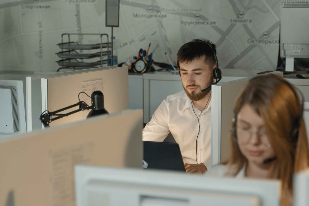 diferencia entre un call center y un contact center